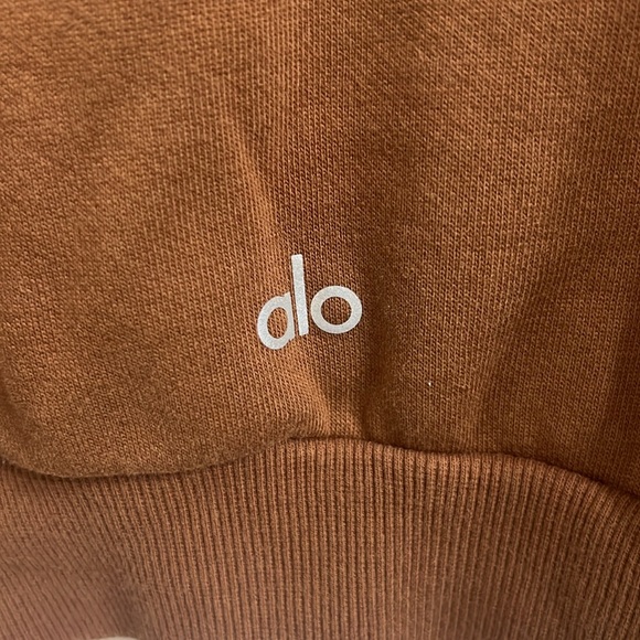 ALO Cropped Sweatshirt - Picture 3 of 3